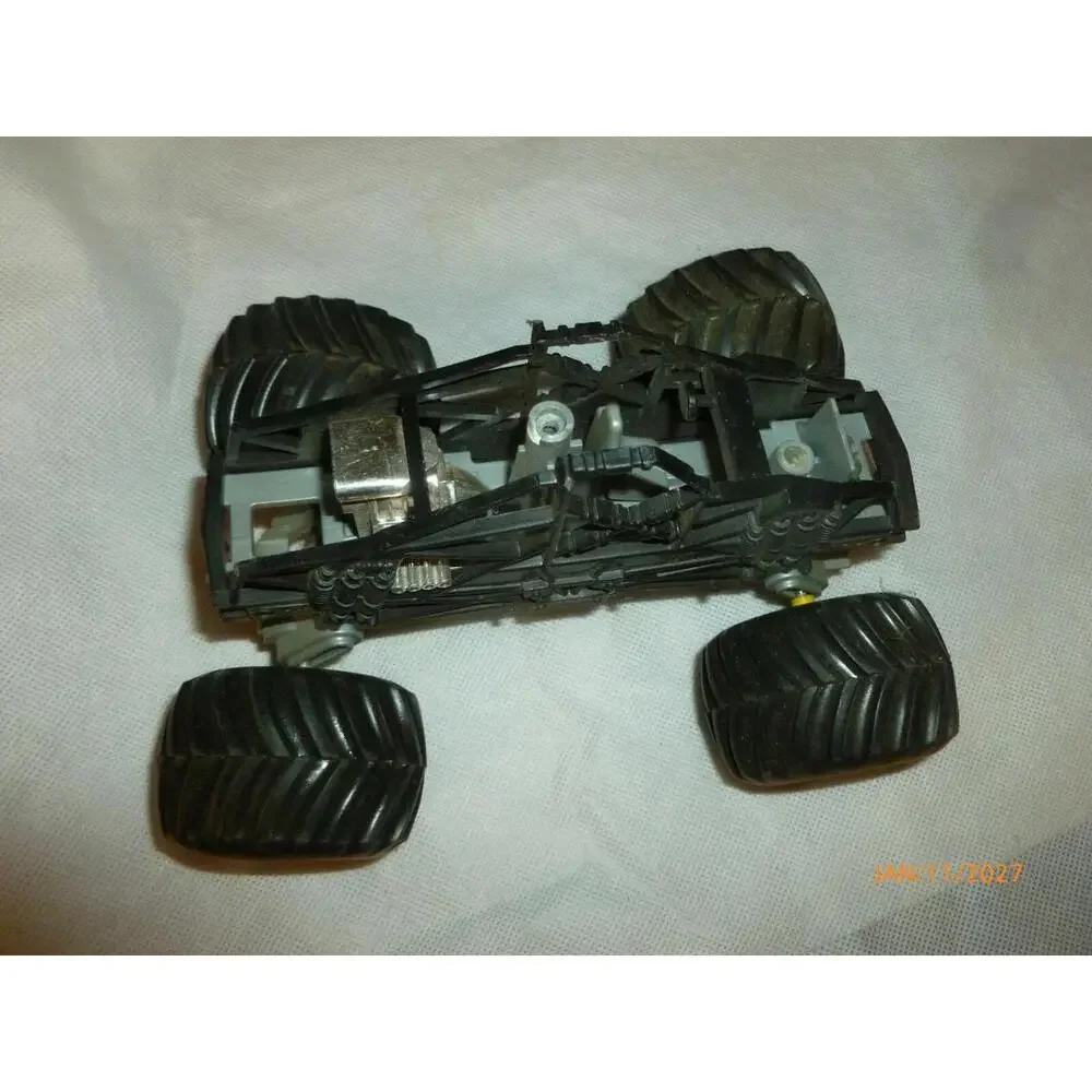 HOT WHEELS MONSTER JAM 7 Inch‎ MONSTER TRUCK MATTEL